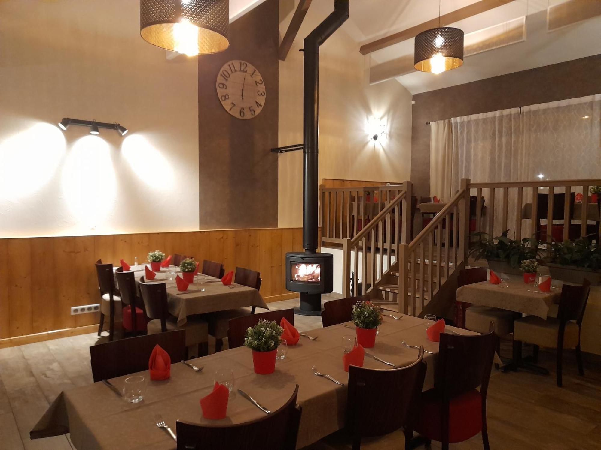 Bed and Breakfast Les Pierres Roses Coise Экстерьер фото
