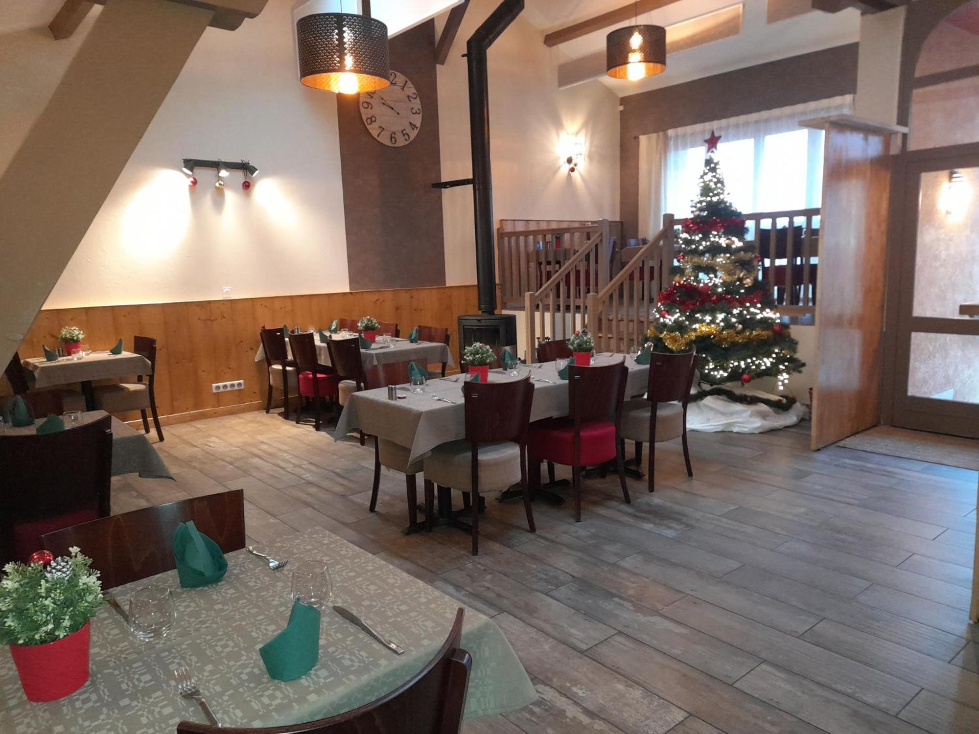 Bed and Breakfast Les Pierres Roses Coise Экстерьер фото
