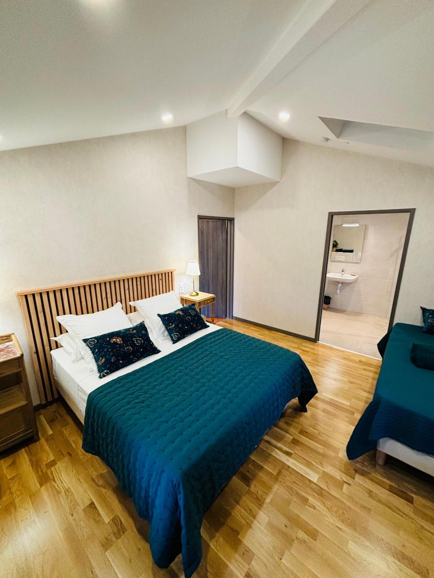 Bed and Breakfast Les Pierres Roses Coise Экстерьер фото
